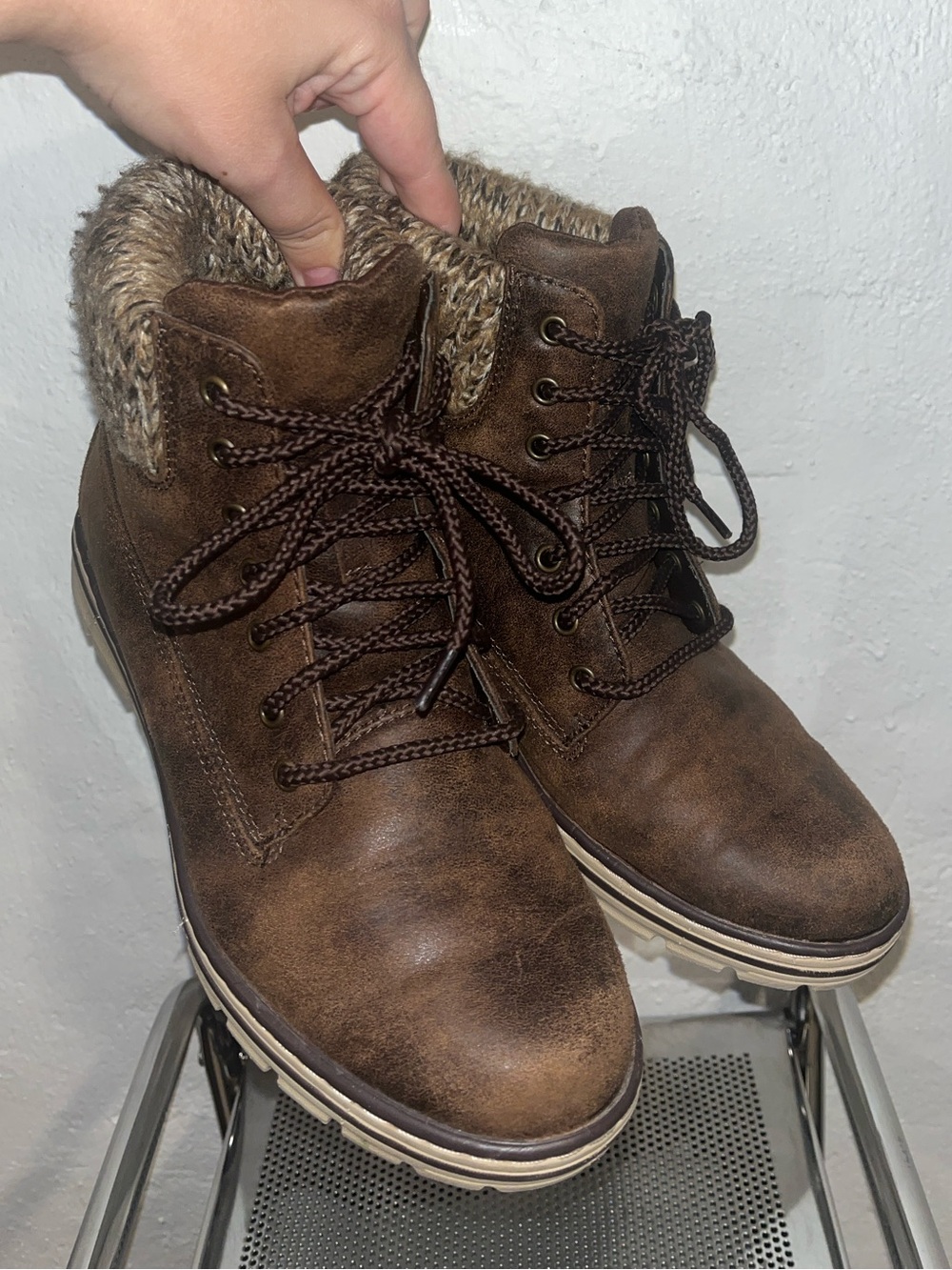 Cliffs Brown Ankle Boots